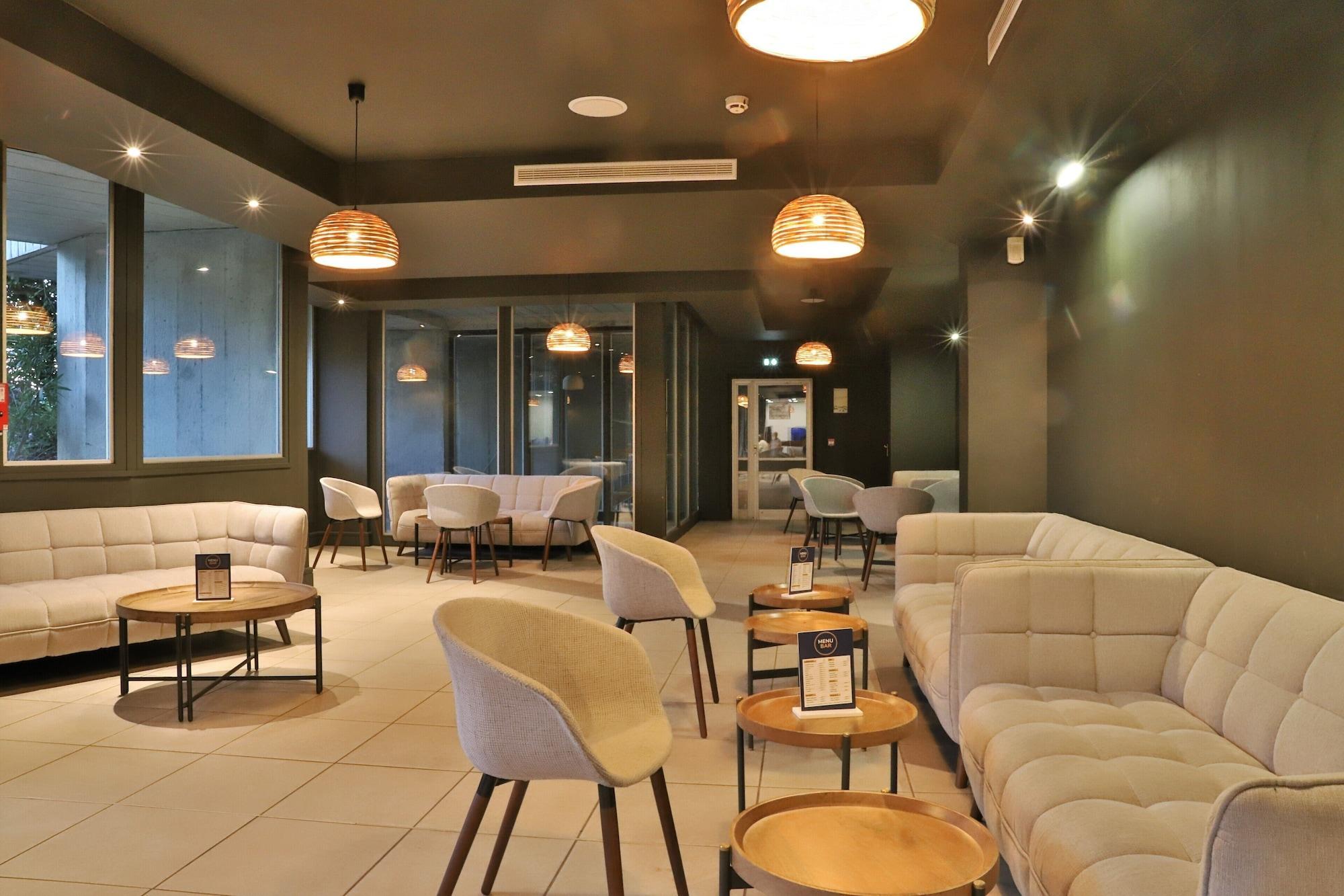Sowell Hotels Ardeche Grospierres Exterior photo